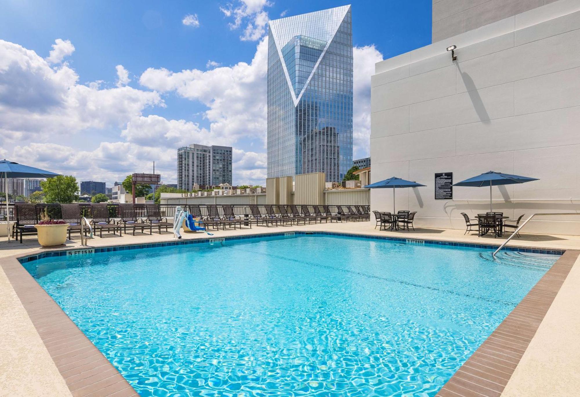 Embassy Suites By Hilton Atlanta Buckhead Exterior photo