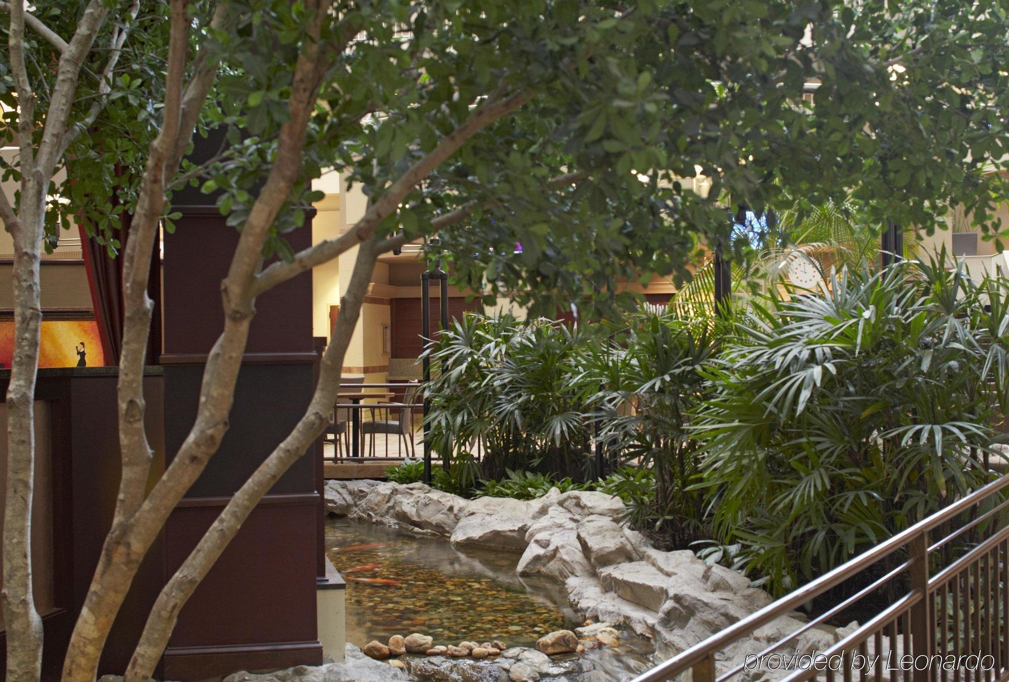 Embassy Suites By Hilton Atlanta Buckhead Interior photo