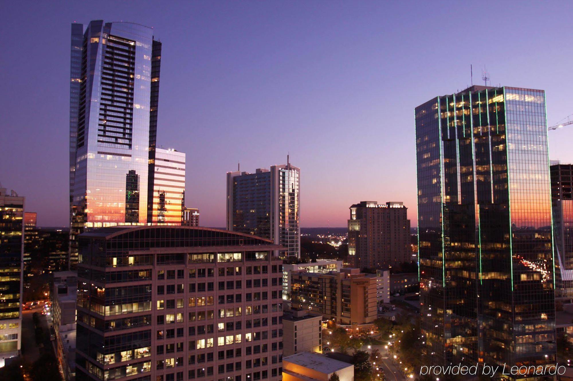 Embassy Suites By Hilton Atlanta Buckhead Amenities photo